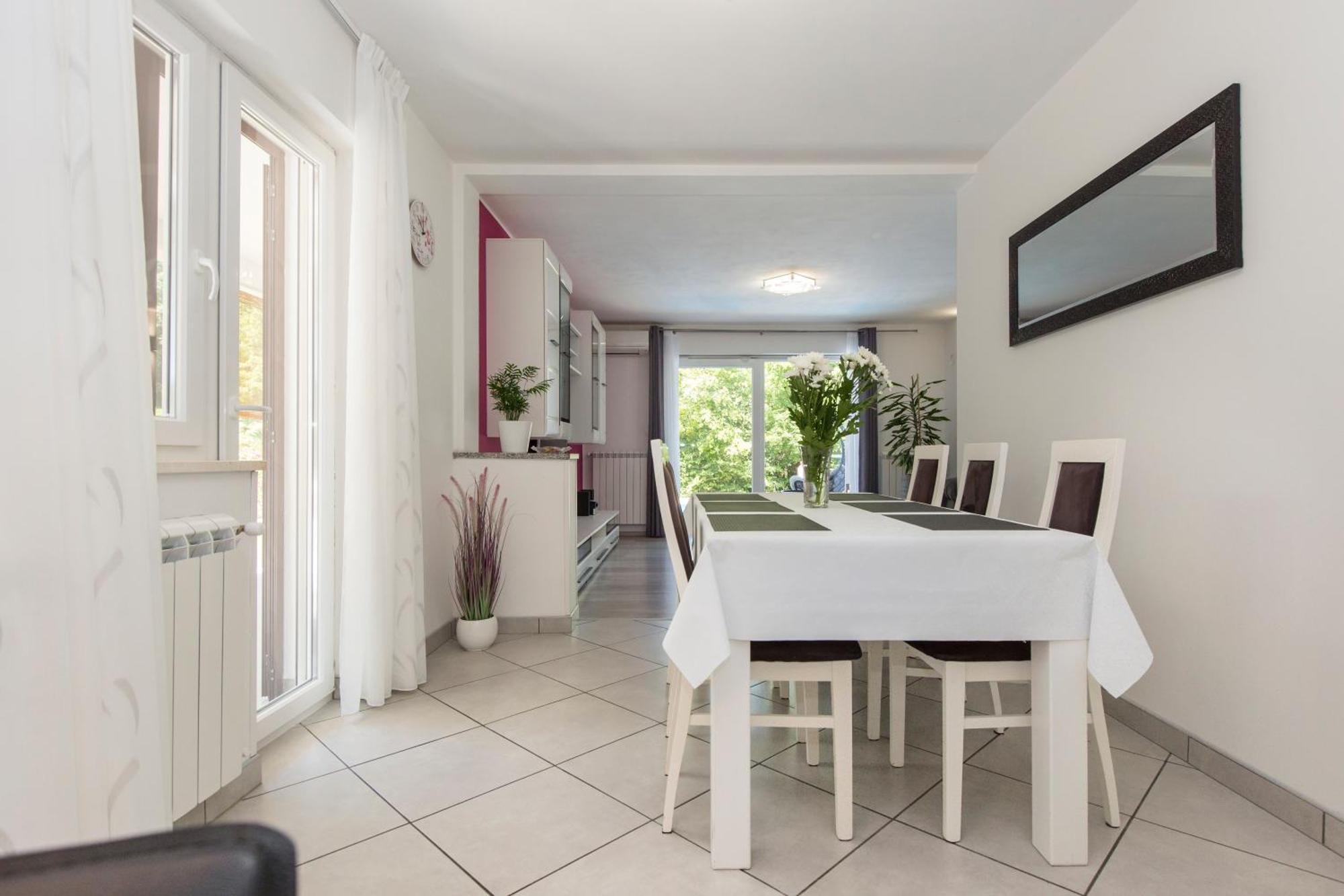 Holiday Home Rea Лабин Екстериор снимка