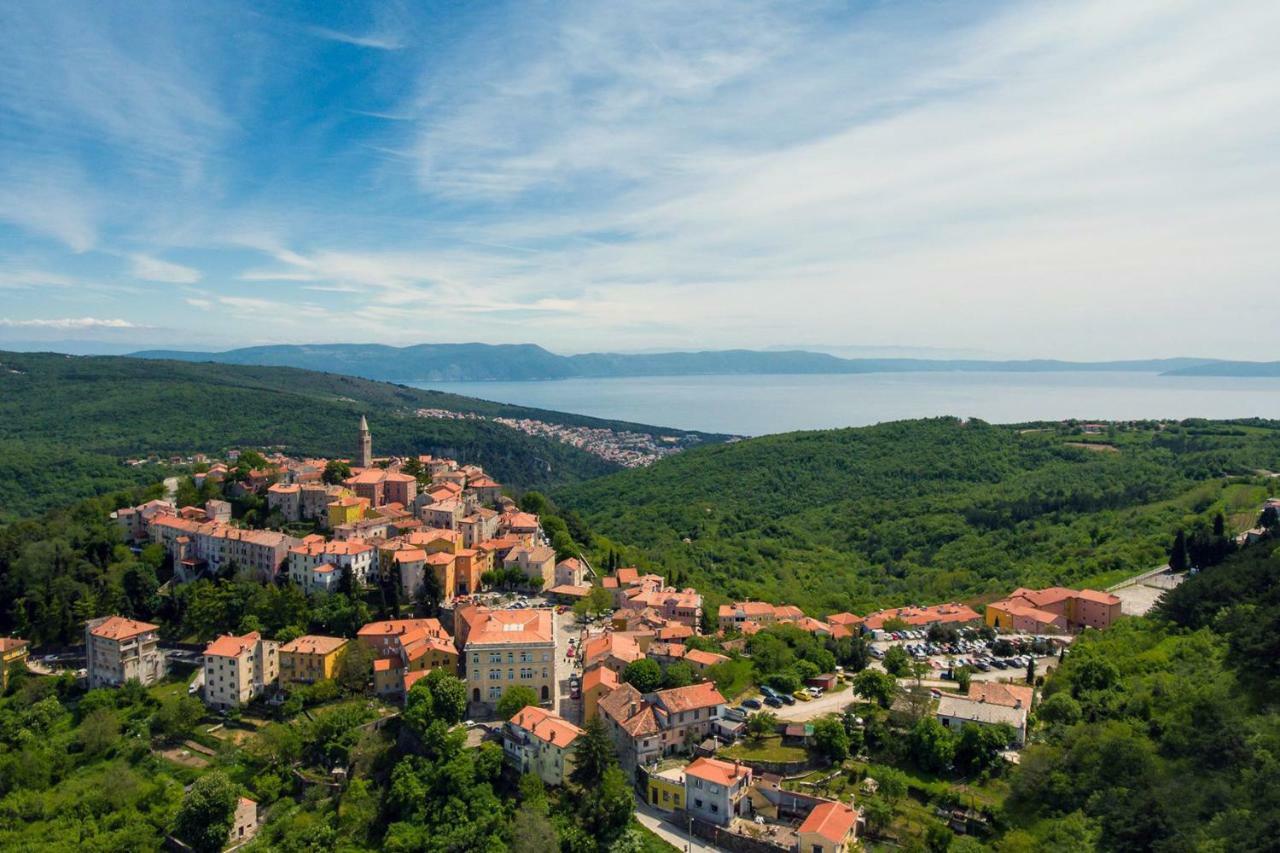 Holiday Home Rea Лабин Екстериор снимка