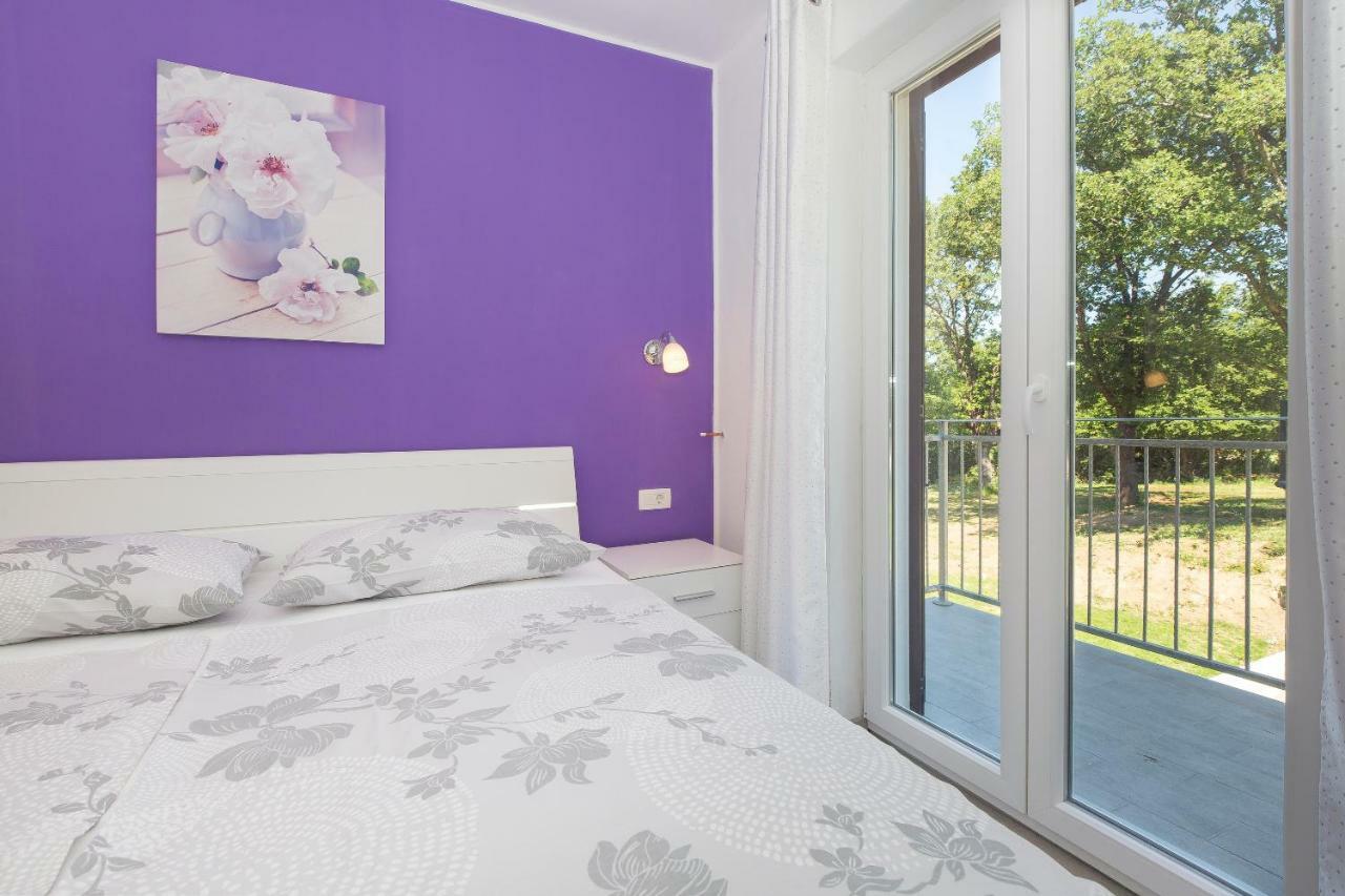 Holiday Home Rea Лабин Екстериор снимка